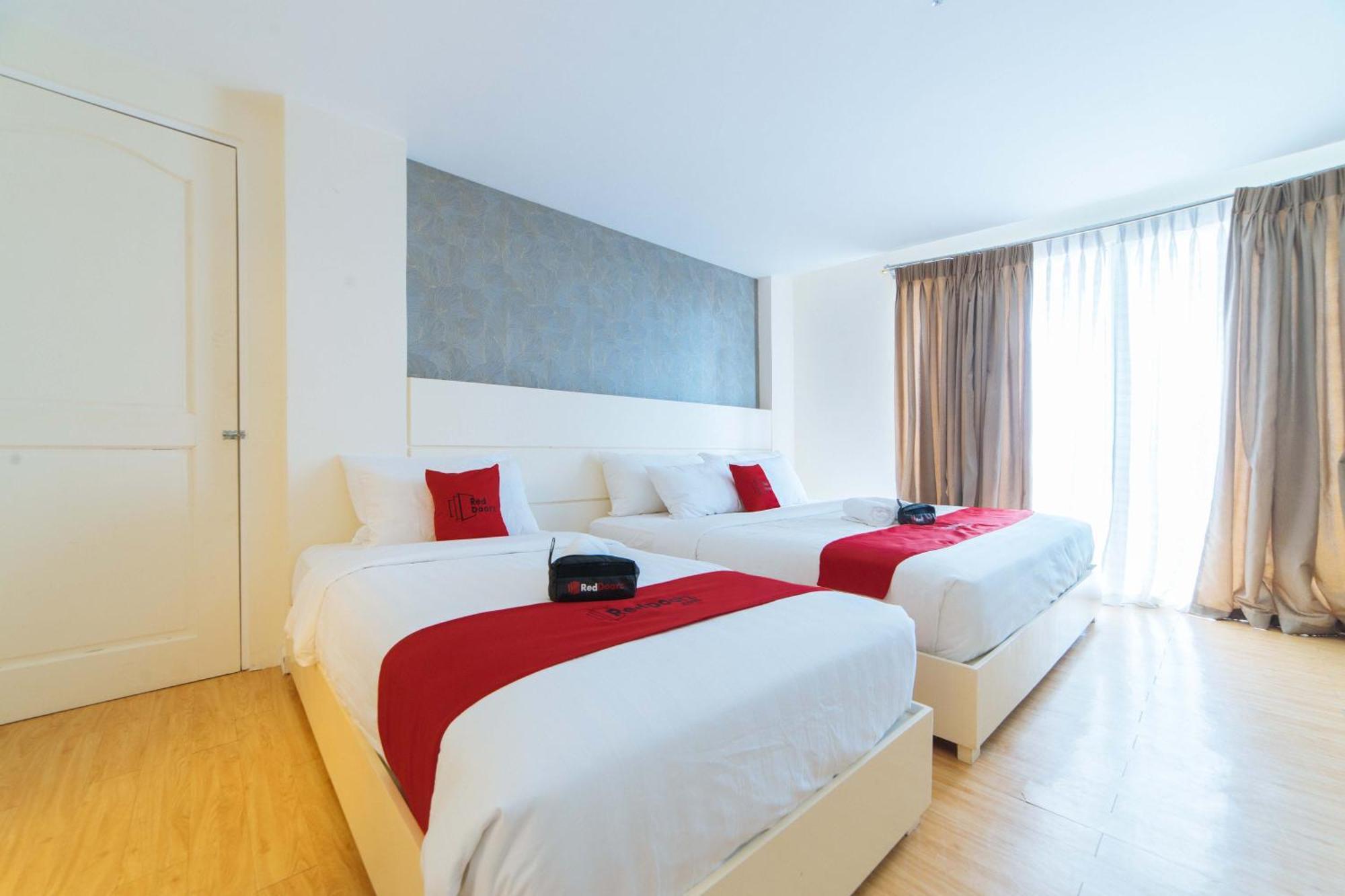 Reddoorz Plus At Hotel Metro Kalibo Exterior foto