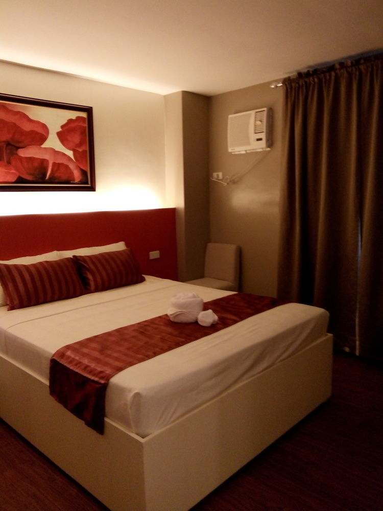 Reddoorz Plus At Hotel Metro Kalibo Exterior foto