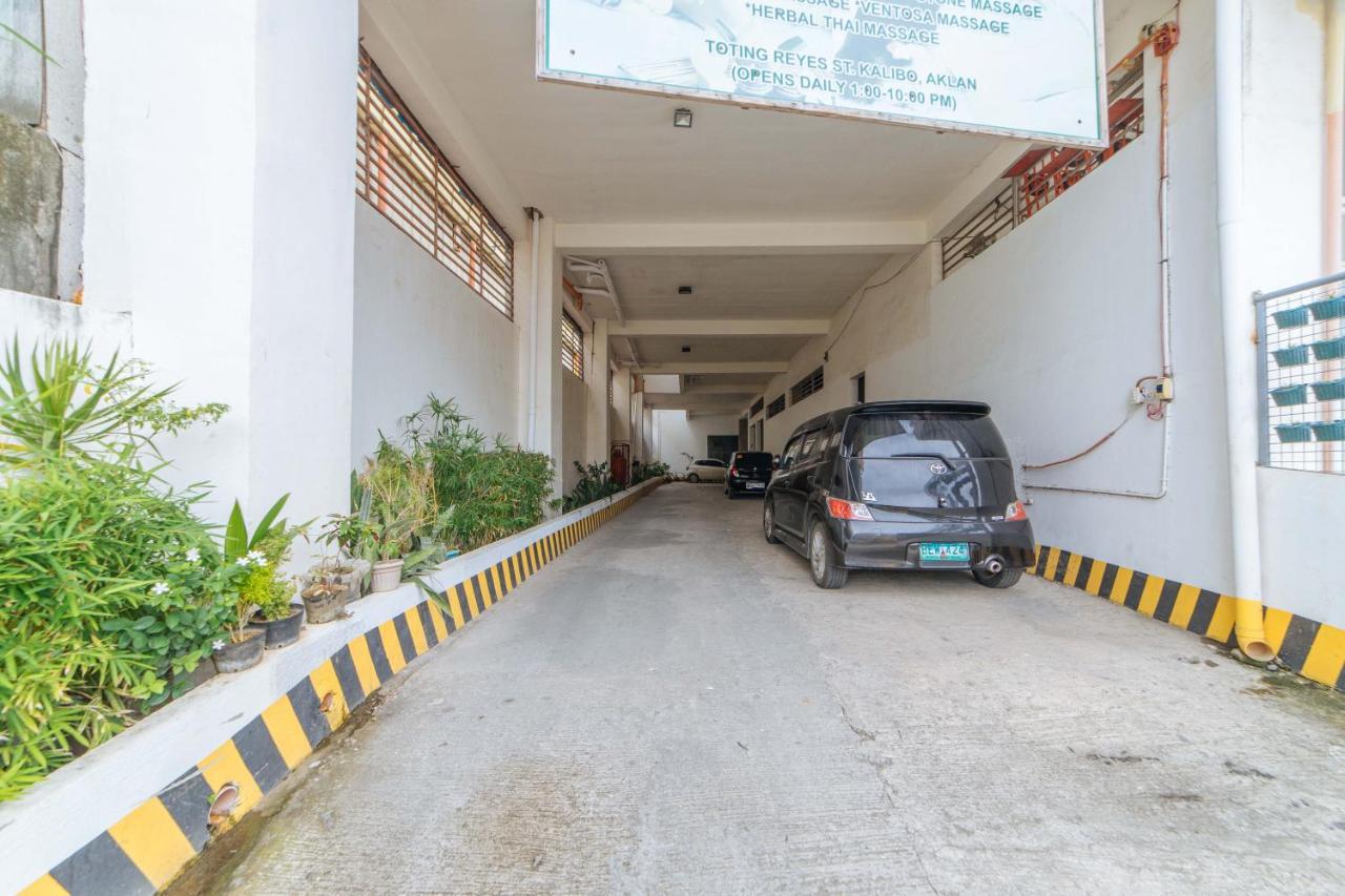 Reddoorz Plus At Hotel Metro Kalibo Exterior foto